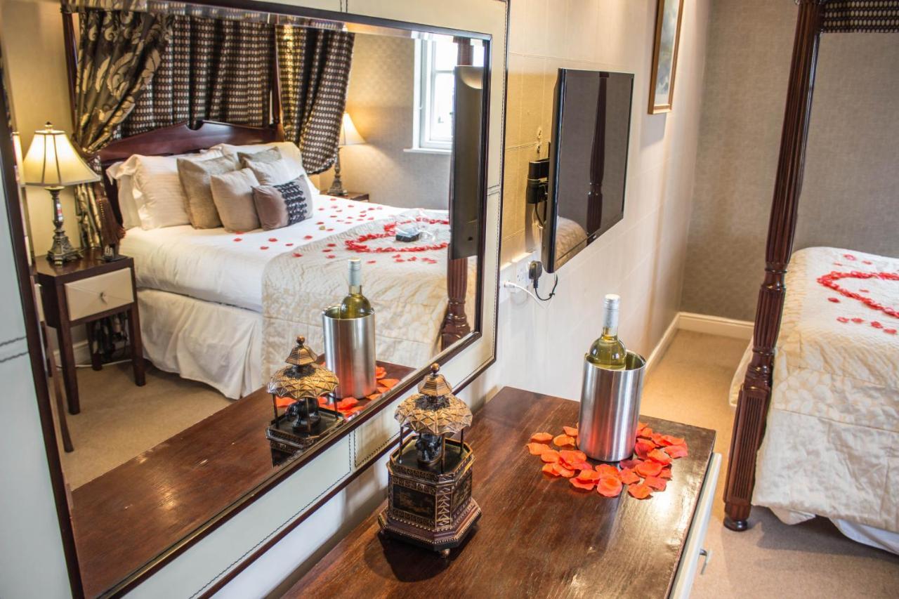 The Howbeck & The Retreat Incl Off-Site Health Club And Parking Ev Point Available Windermere Exterior photo